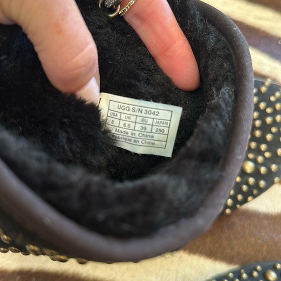 Jimmy Choo UGGS size8 - Picture 6 of 7